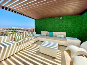Veranto Amazing Penthouse with Private Pool and Rooftop